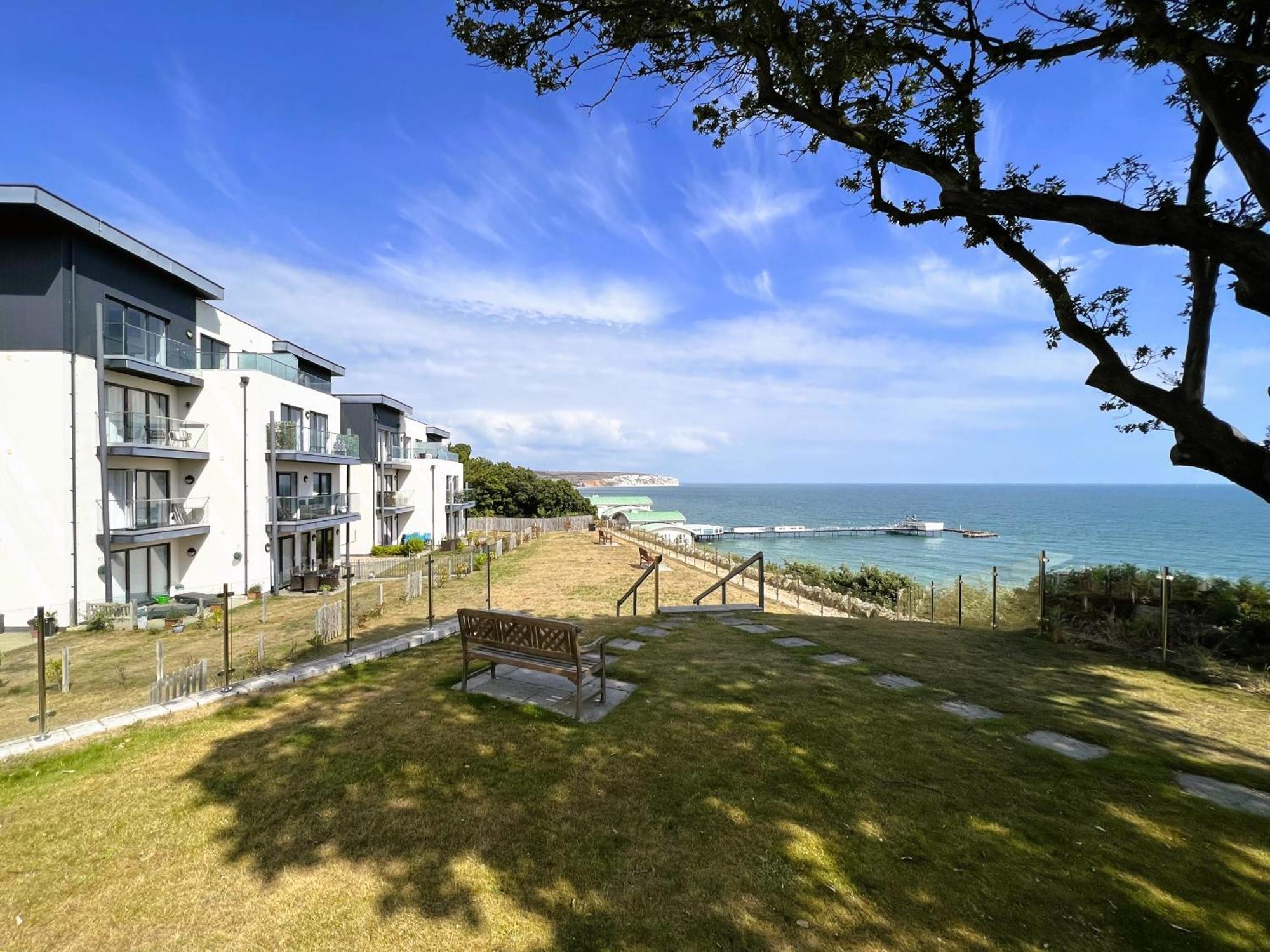New Horizon Apartment Sandown Exterior photo